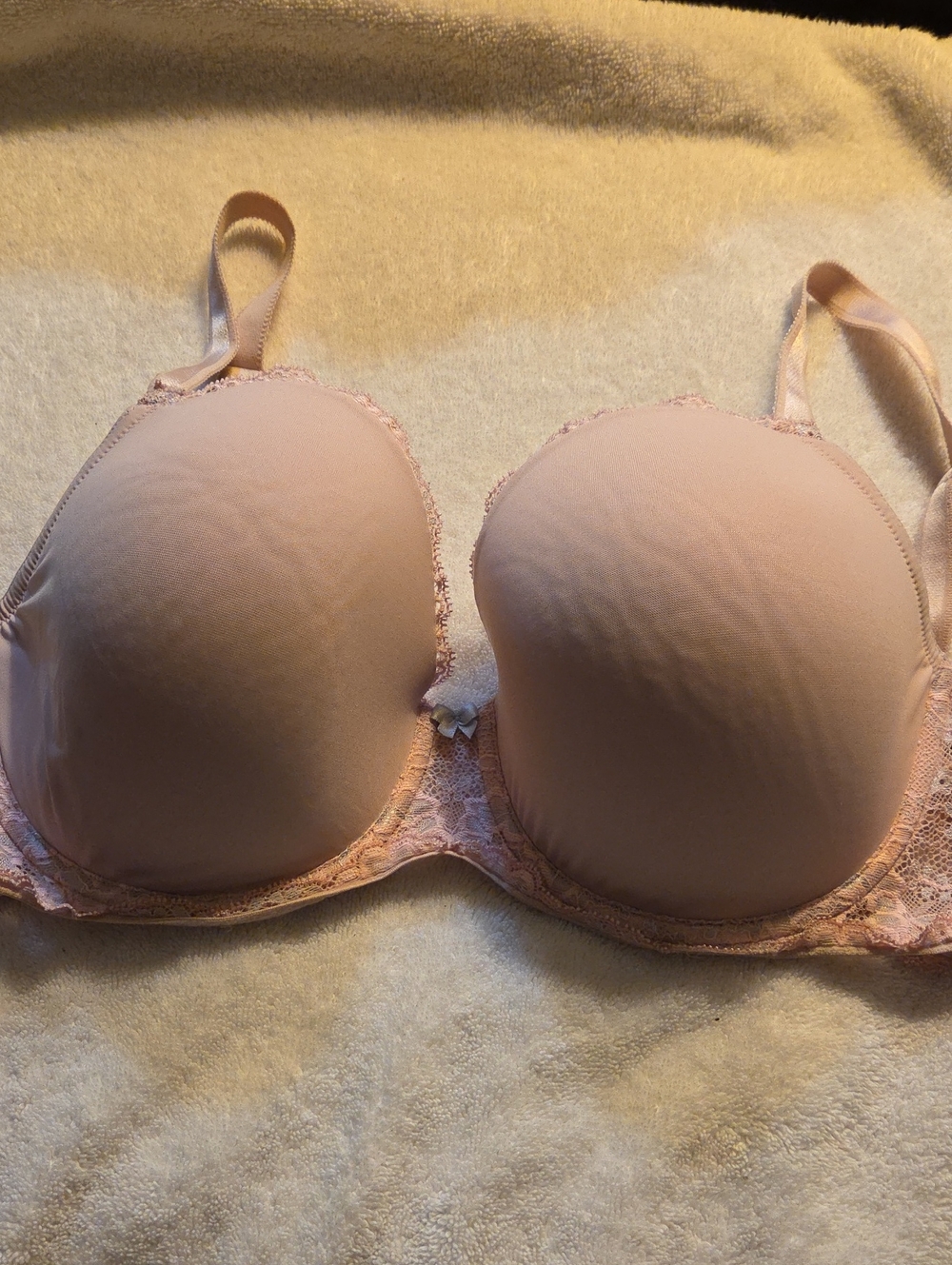 40 D victoria's Secret Lined Demi Bra
